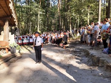 Wyjątkowe nabożeństwo w Dolinie Objawienia we wsi Kałuże